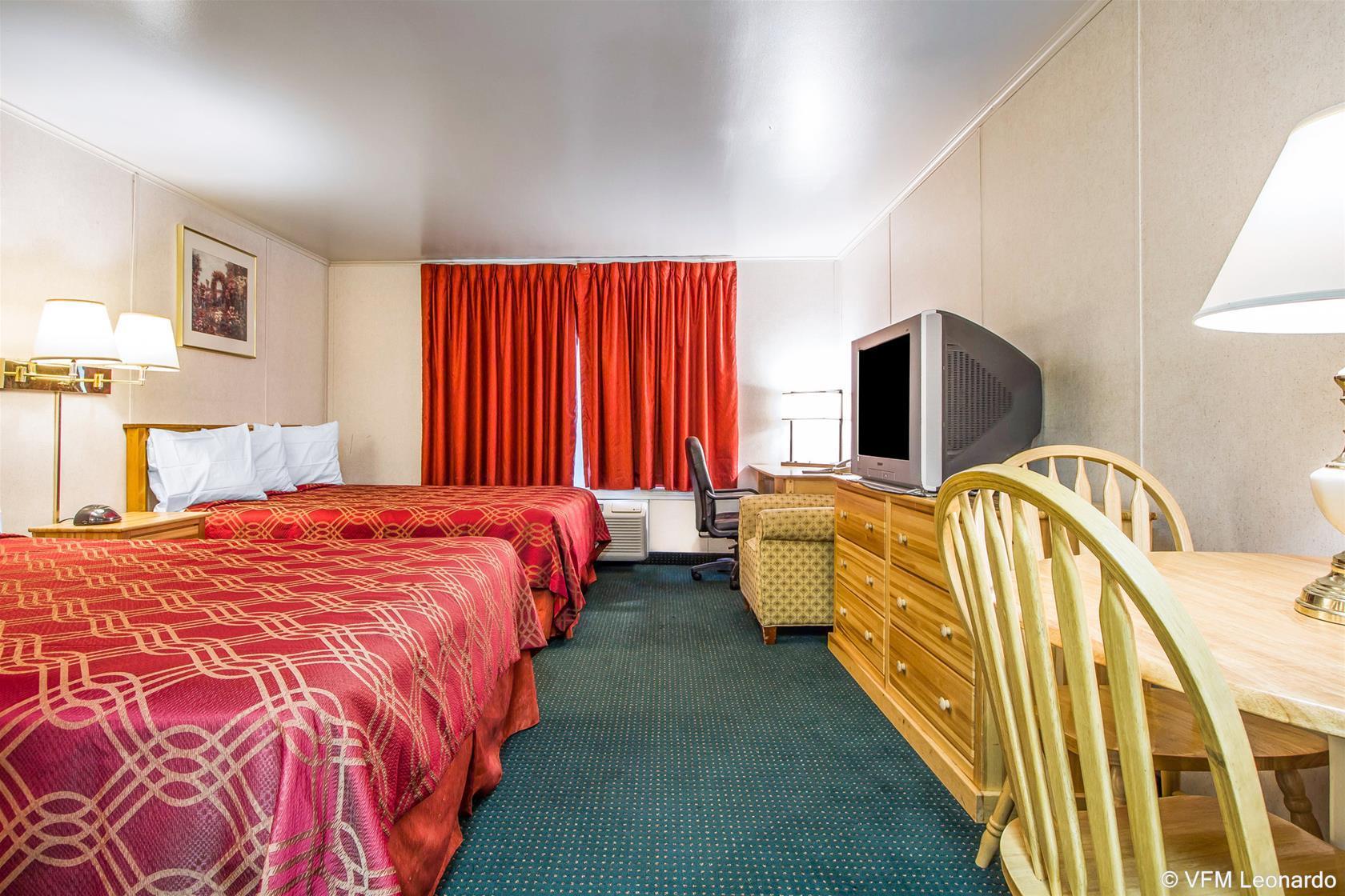 Rodeway Inn & Suites Brunswick Near Hwy 1 Εξωτερικό φωτογραφία