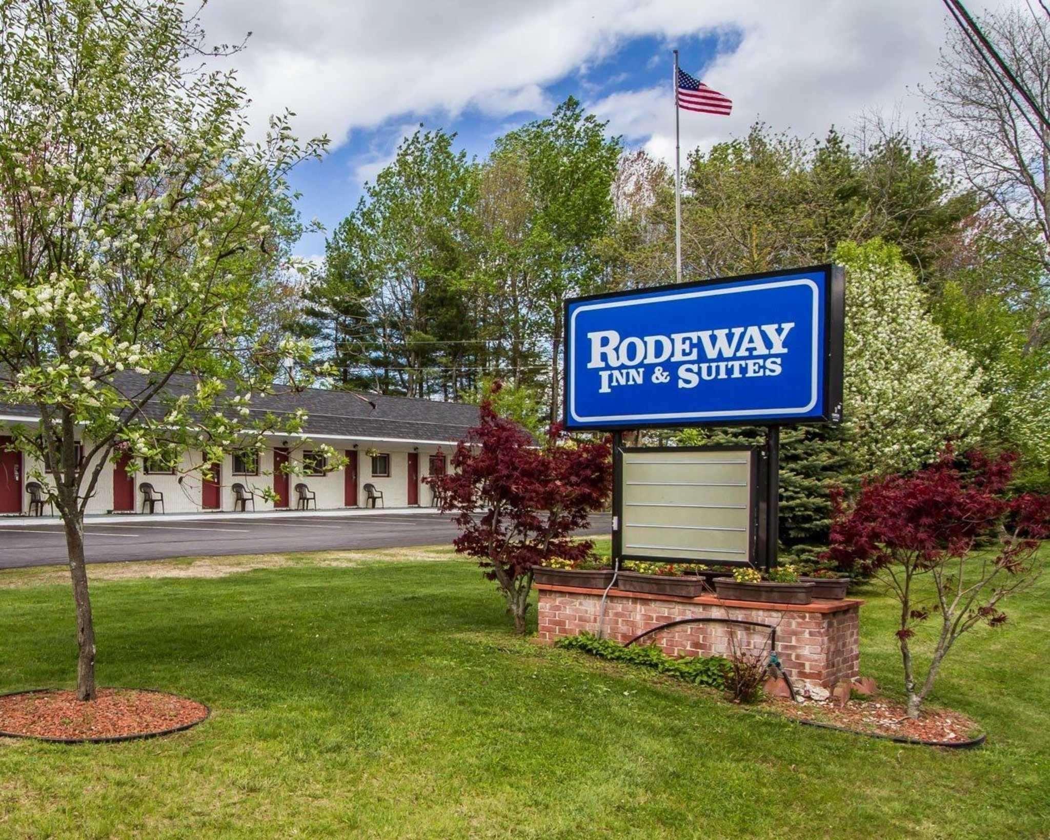 Rodeway Inn & Suites Brunswick Near Hwy 1 Εξωτερικό φωτογραφία