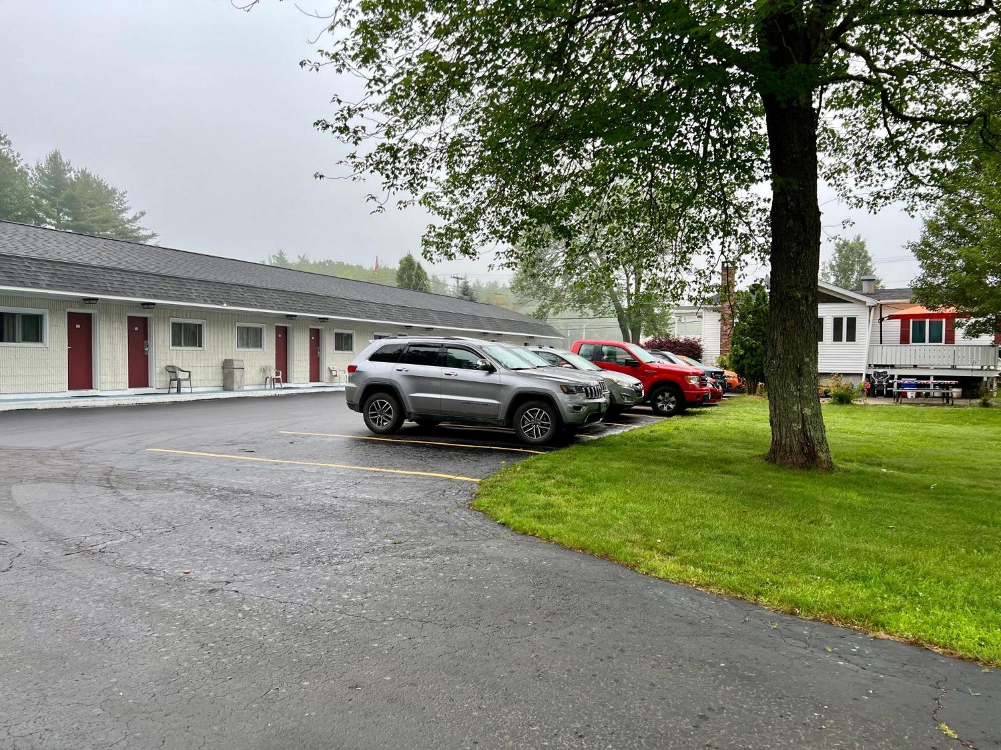 Rodeway Inn & Suites Brunswick Near Hwy 1 Εξωτερικό φωτογραφία