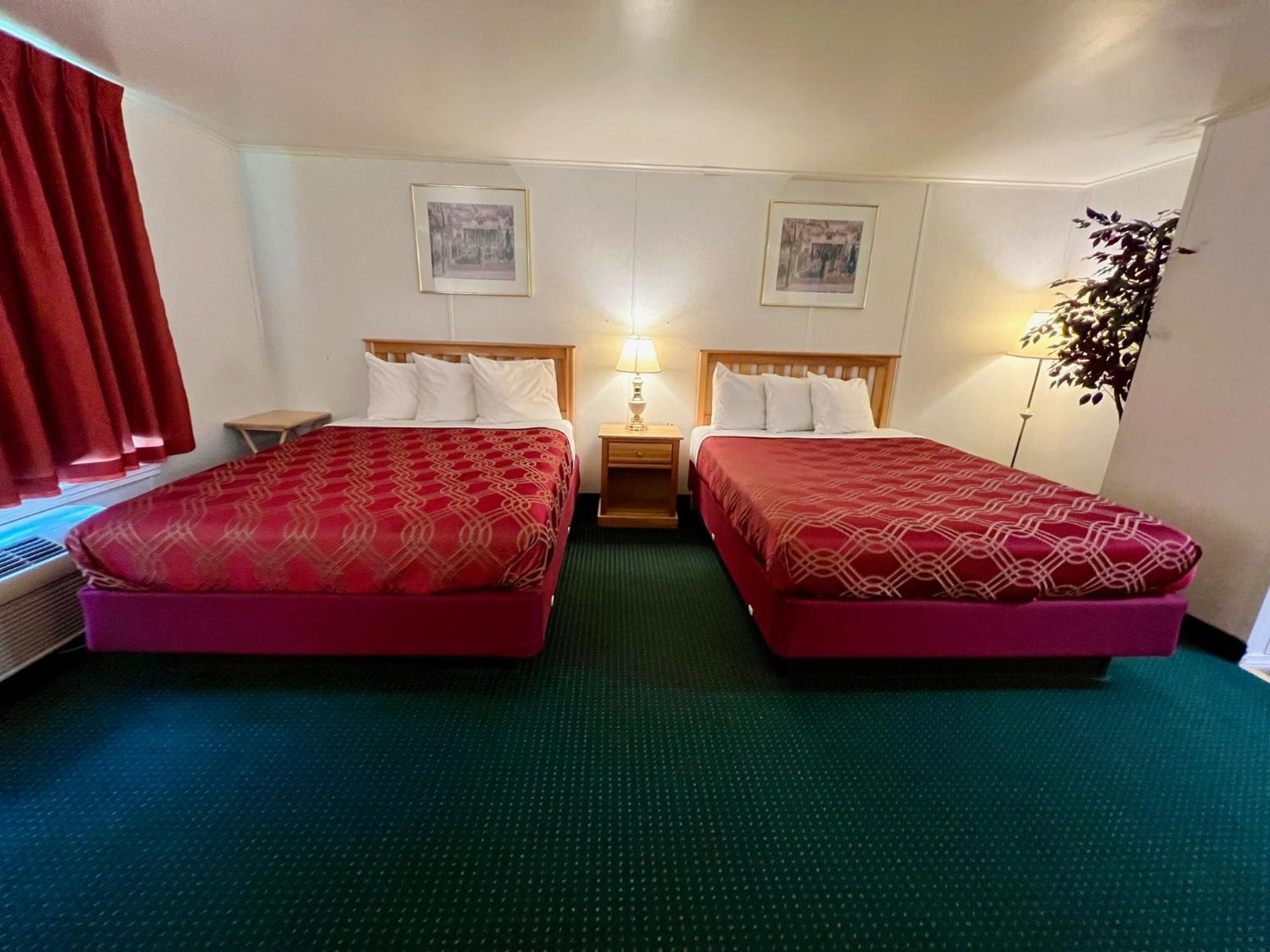 Rodeway Inn & Suites Brunswick Near Hwy 1 Εξωτερικό φωτογραφία